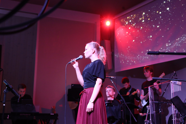 Julekonsert Delk ung 2025 Moe kirke - Geir Kirkerud - F35a8780